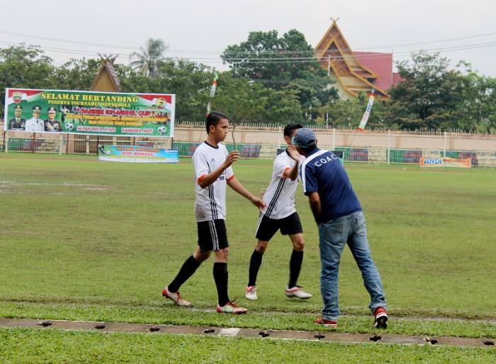 Tim Sepak Bola Dinkes FC Lolos Semi Final Dandim Inhil Cup 